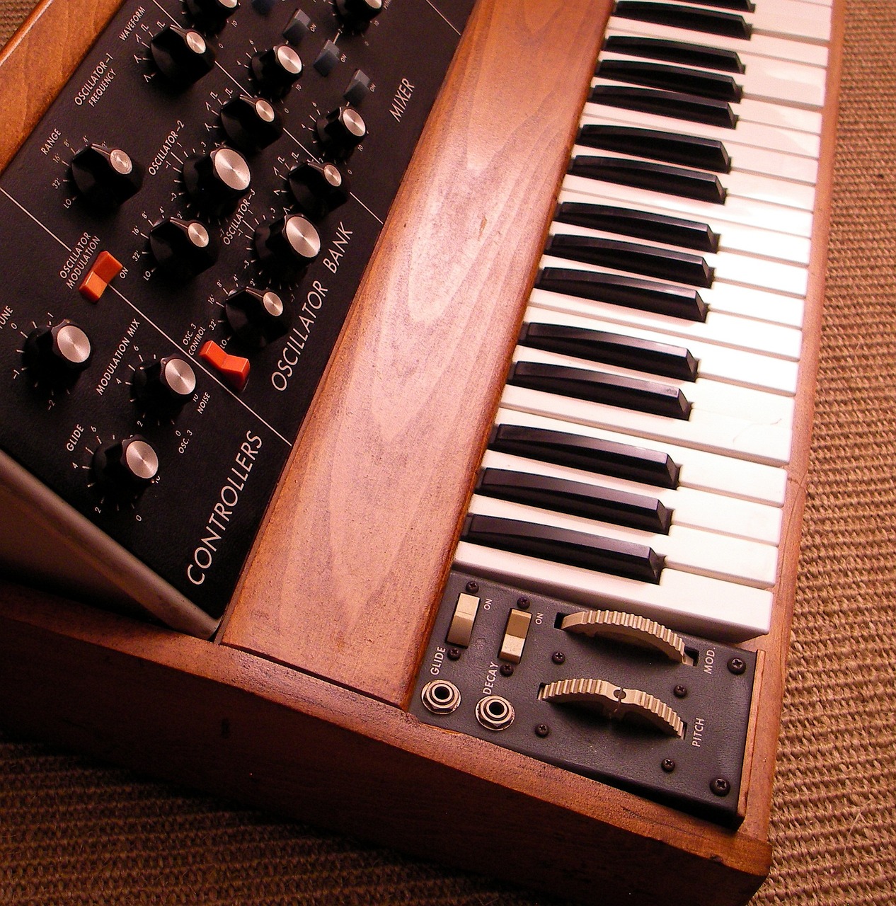 MiniMoog
